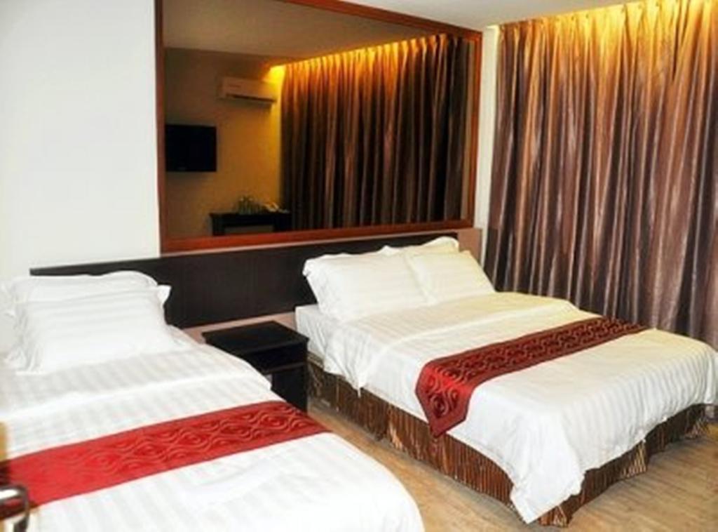 Goldenhill Hotel Kota Kinabalu Habitación foto